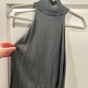H&M Gray Sleeveless Blouse